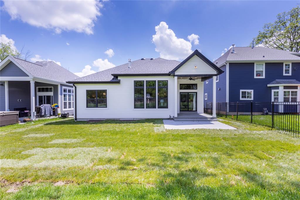 Manhattan Heights - Residential