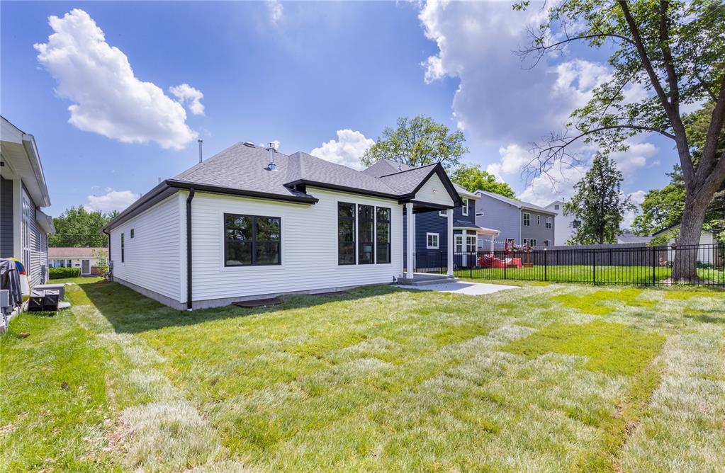 Manhattan Heights - Residential