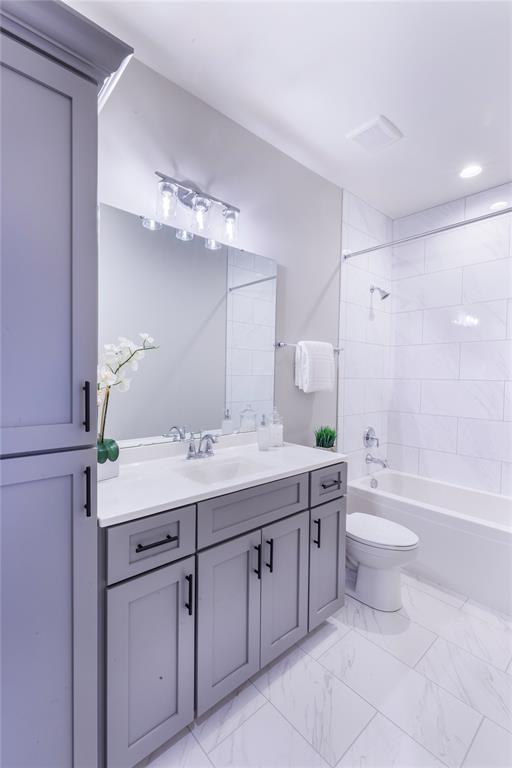 Manhattan Heights - Residential