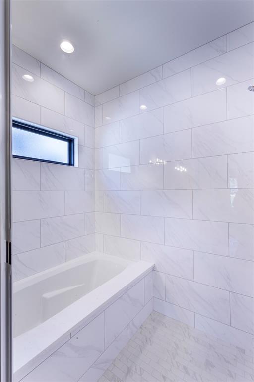 Manhattan Heights - Residential