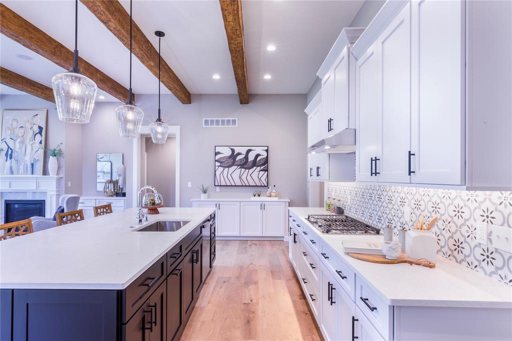 Manhattan Heights - Residential