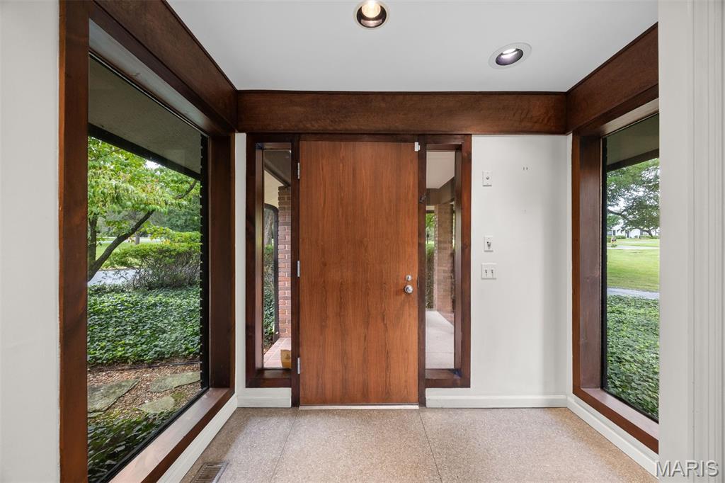18 Spoede Lane