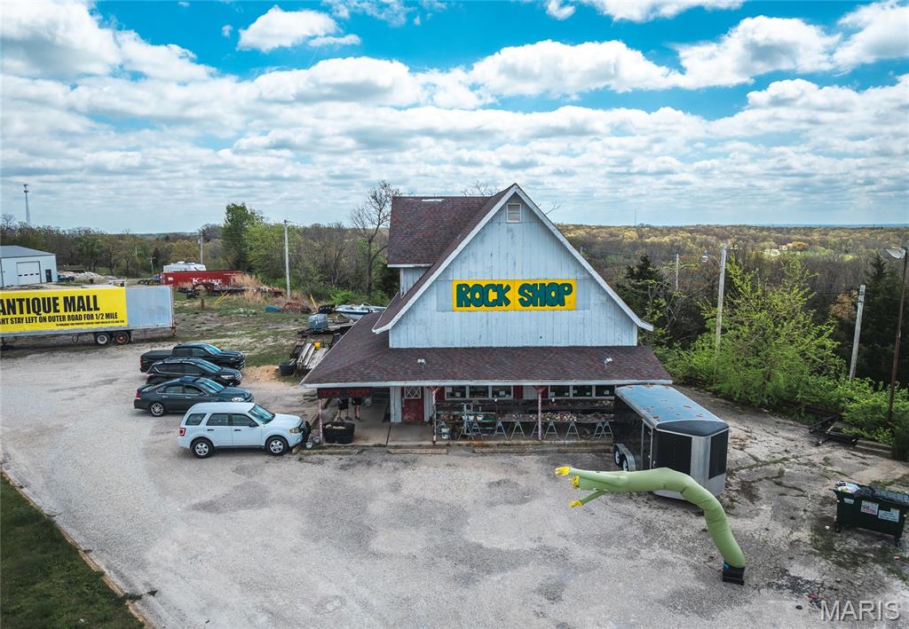 n/a - Commercial Sale