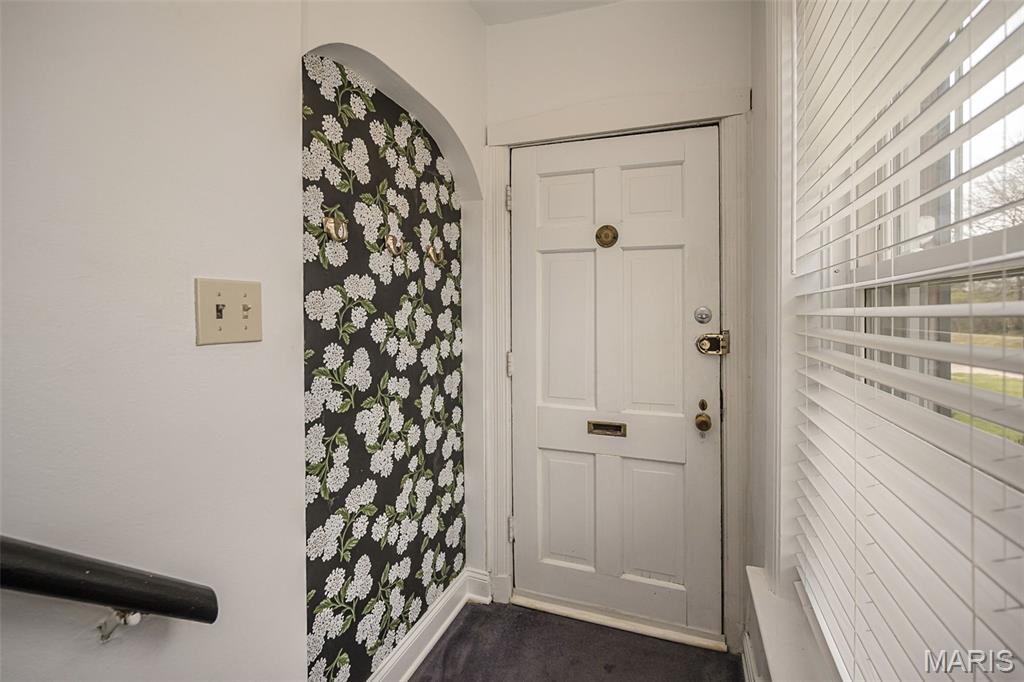 East Linden Condo Ph I - Residential