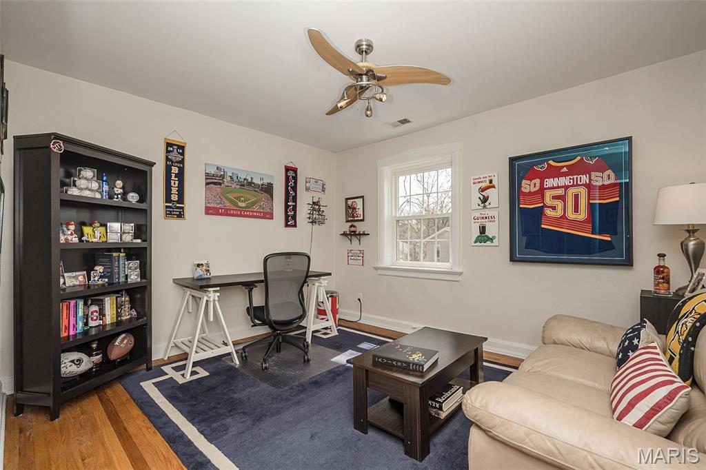 East Linden Condo Ph I - Residential