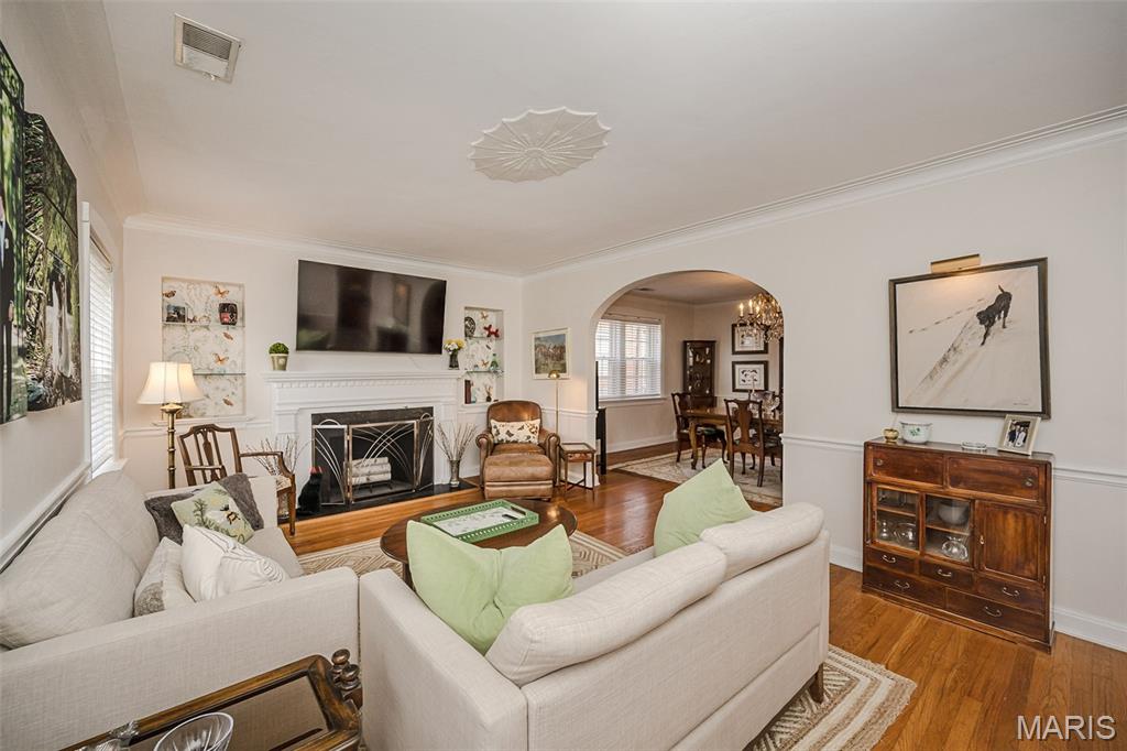 East Linden Condo Ph I - Residential