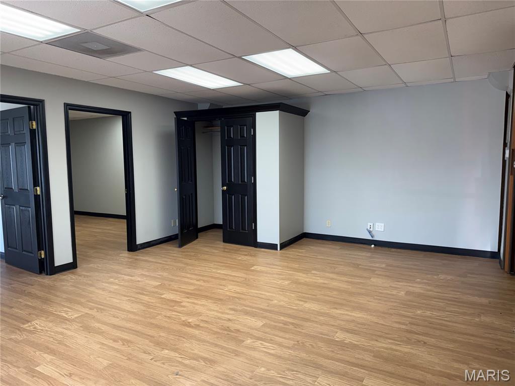 none - Commercial Lease