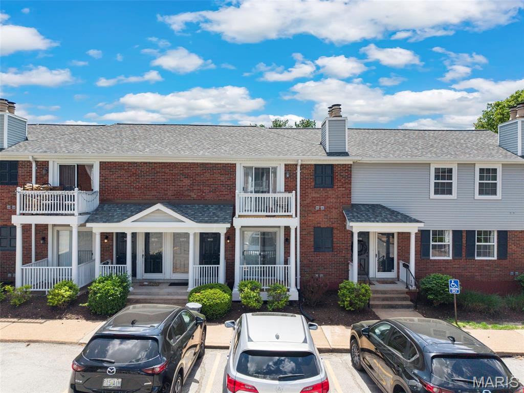 Brentwood Forest Condo Ph Eight - Residential