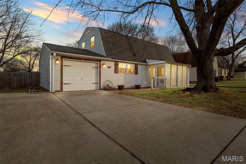 Photo of 92 Plum Tree Drive, St Peters, MO 63376 (MLS # 26002628)