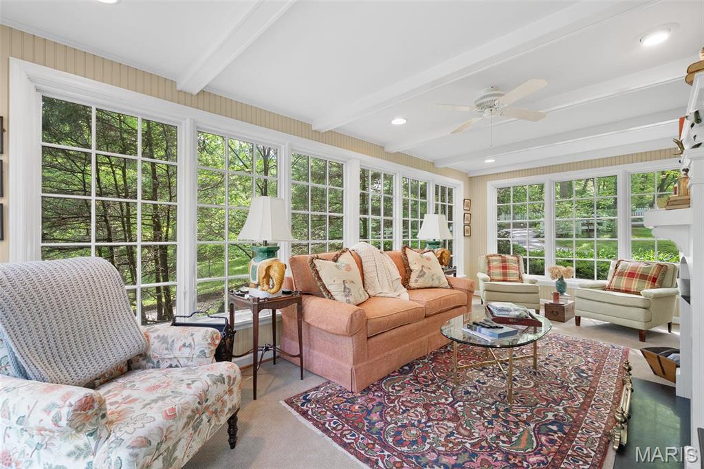 1 Oakleigh Lane