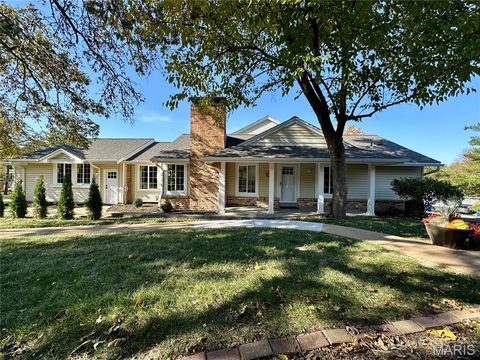 Photo of 2432 Claymoor Drive, Chesterfield, MO 63017 (MLS # 25074883)