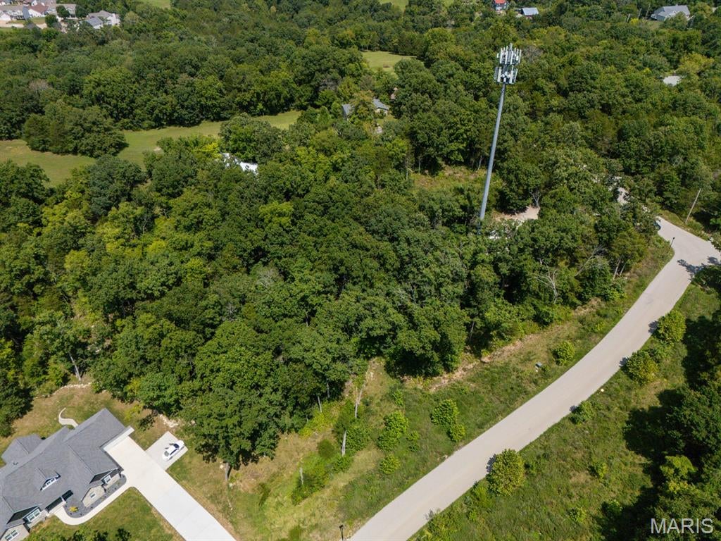105 Long Oaks Drive