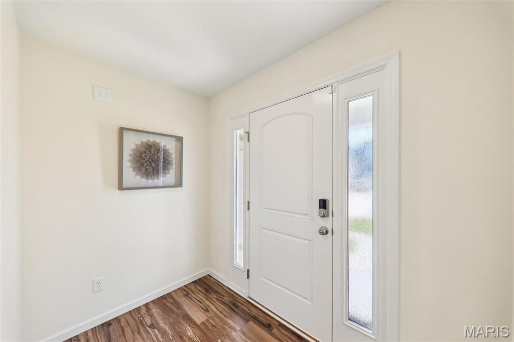 819 Cedar Bluff Way