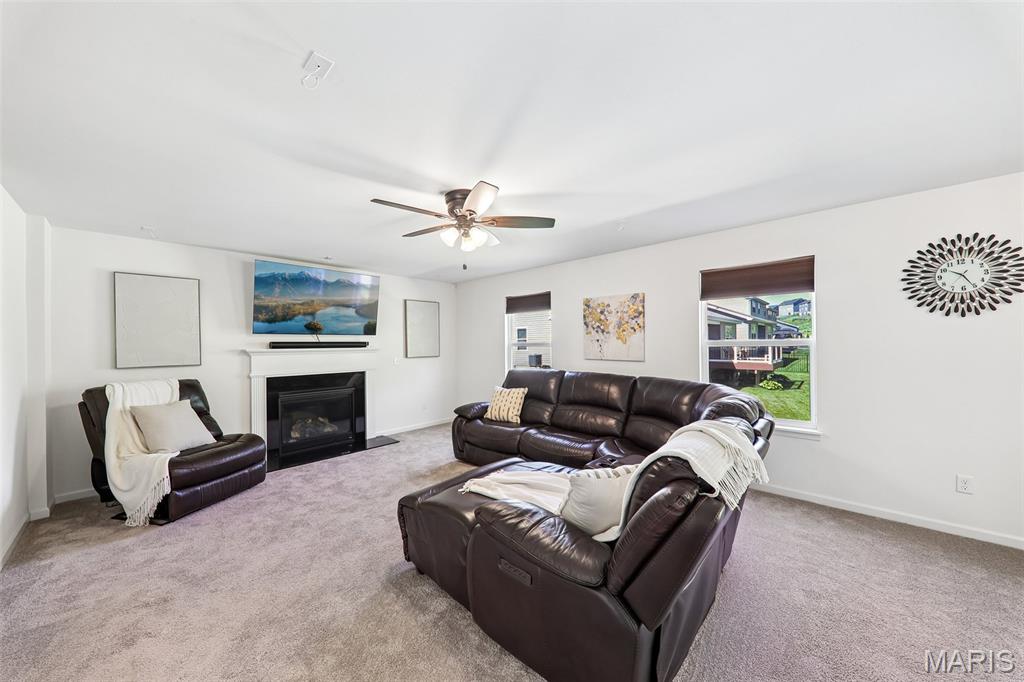 819 Cedar Bluff Way