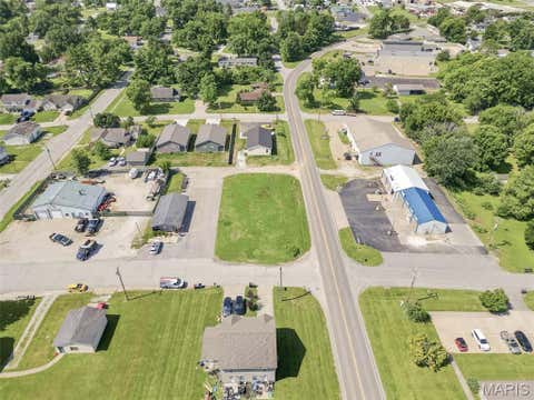 Tiny photo for 160 W 3rd Street, Moscow Mills, MO 63362 (MLS # 26041311)