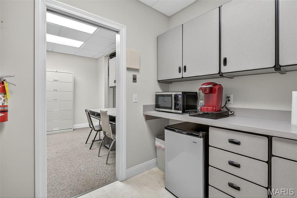 Grishams Sub - Commercial Sale