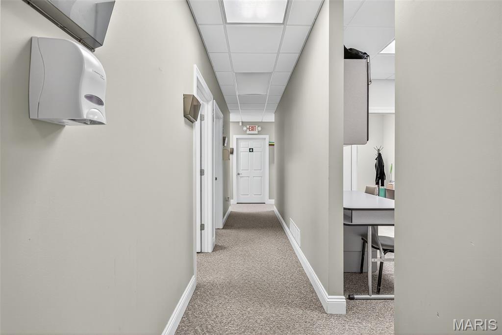 Grishams Sub - Commercial Sale