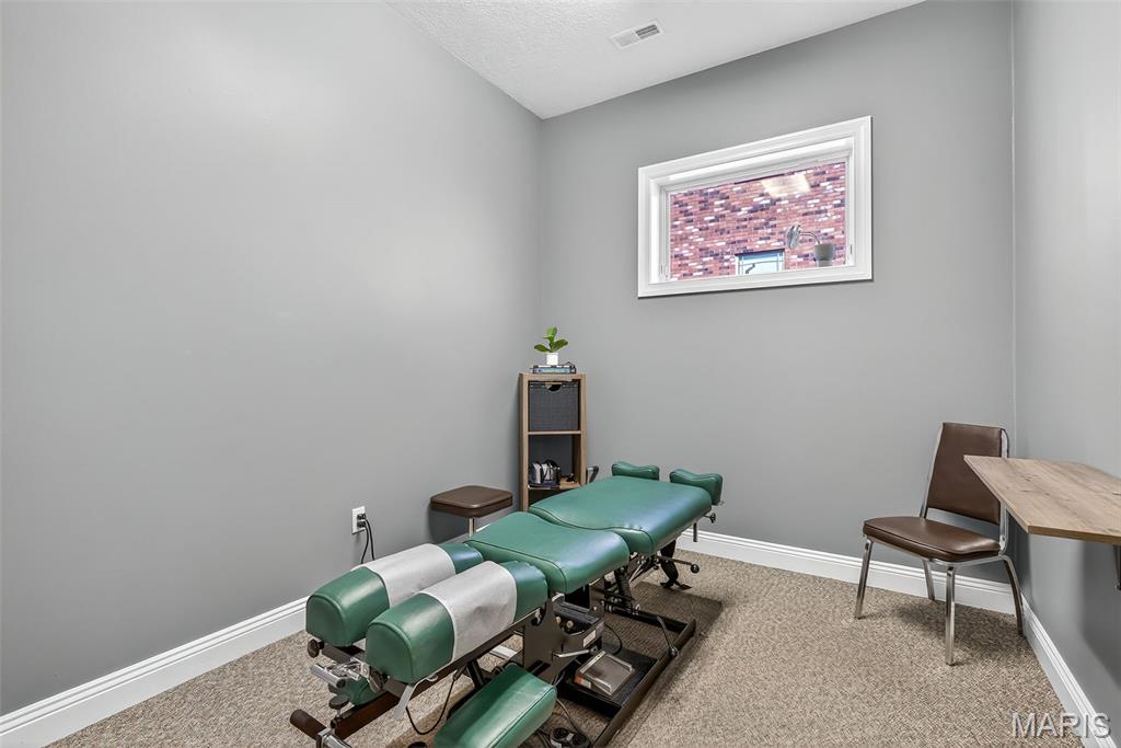 Grishams Sub - Commercial Sale