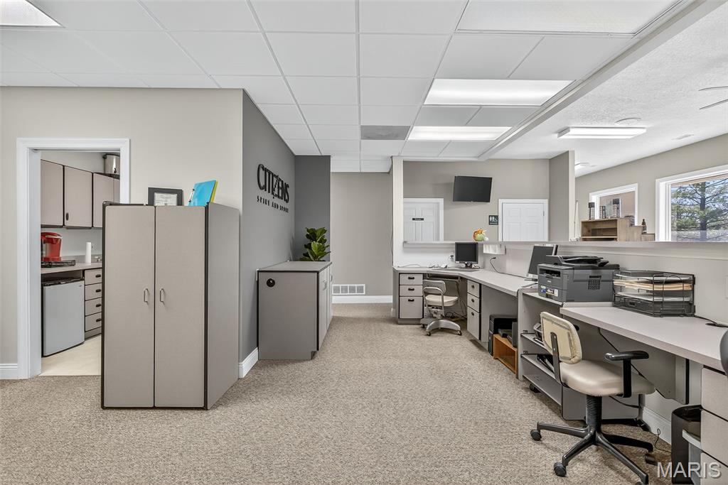 Grishams Sub - Commercial Sale