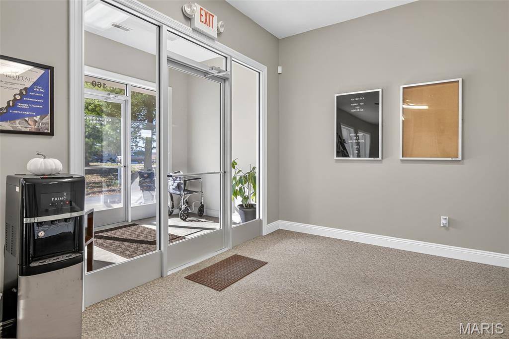 Grishams Sub - Commercial Sale