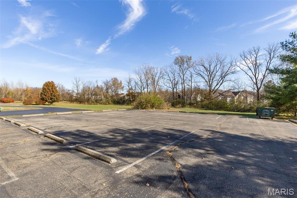 Grishams Sub - Commercial Sale