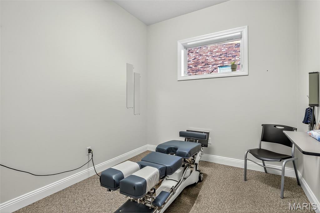 Grishams Sub - Commercial Sale