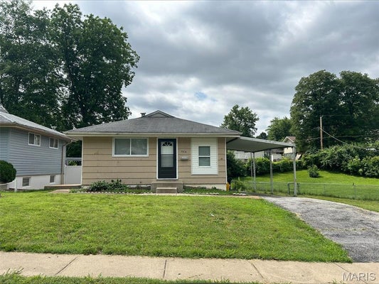 7816 DARTMOOR DR, SAINT LOUIS, MO 63121 - Image aa33d33d9ce9cfdf342be4b36c96d2d9/1969871930