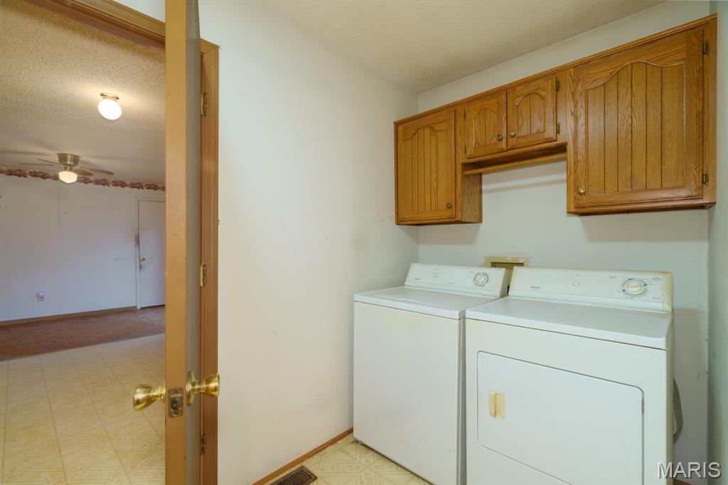 Ray Oak Estates - Residential