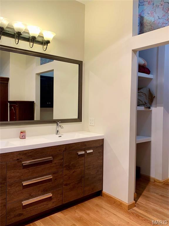 Shady Oaks - Residential