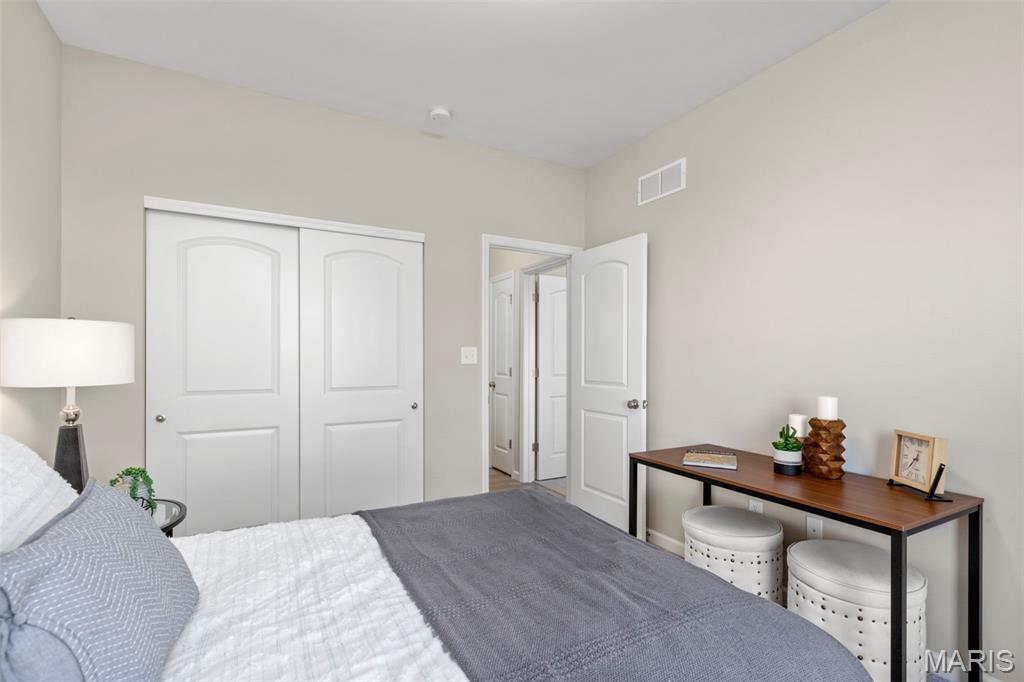 Hawk Ridge 5 - Residential