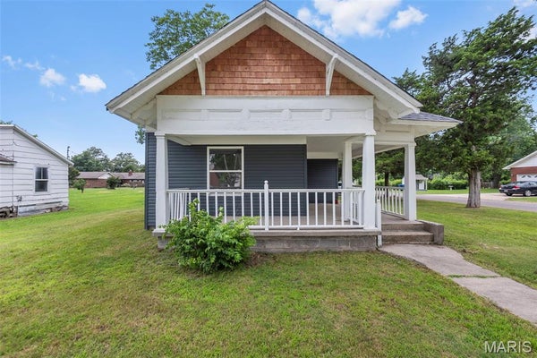 300 S MAIN ST, GIDEON, MO 63848 - Image aa4aa4f85cd95b036a3fba0901ae98dc/3576674253