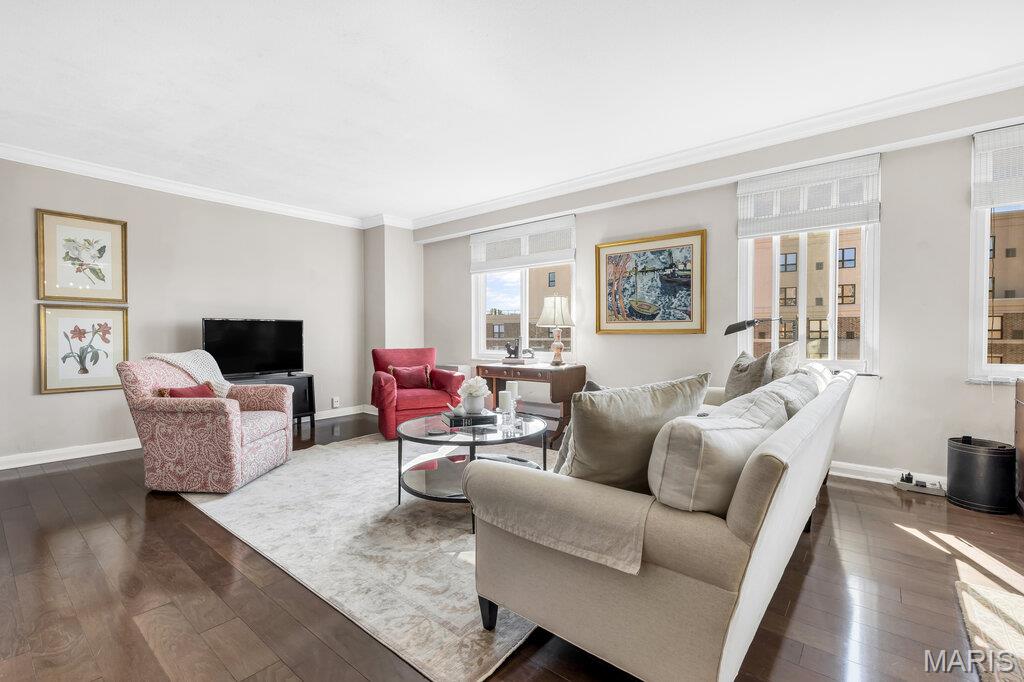 900 S Hanley Road 12E