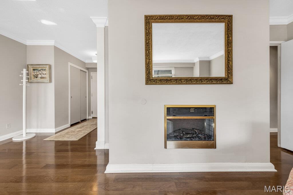 Hanley Towers Apts Condo - Residential