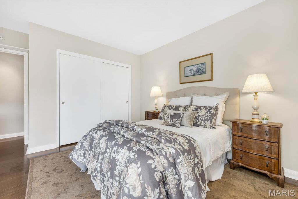 Hanley Towers Apts Condo - Residential