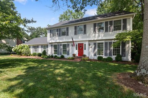 1316 Webster Forest Court Webster Groves MO 63119