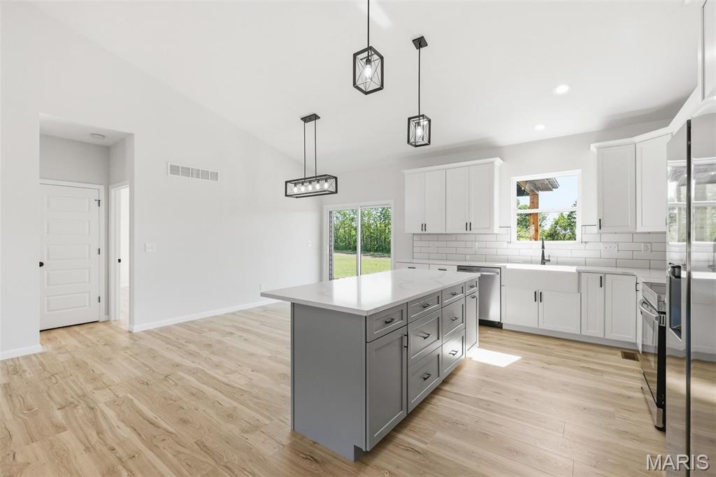 Hickory Heits - Residential