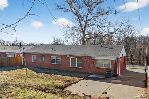 Tiny photo for 10235 Midland Boulevard, Overland, MO 63114 (MLS # 26019252)
