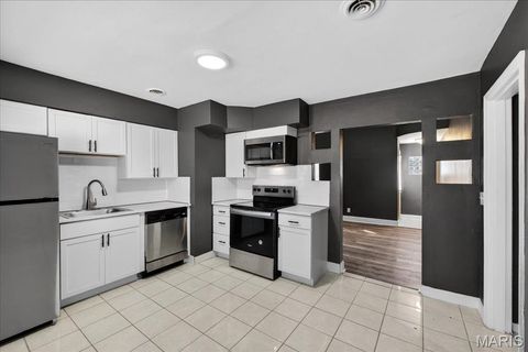 Tiny photo for 10235 Midland Boulevard, Overland, MO 63114 (MLS # 26019252)