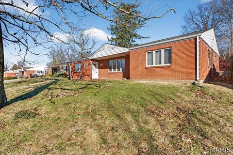 Tiny photo for 10235 Midland Boulevard, Overland, MO 63114 (MLS # 26019252)