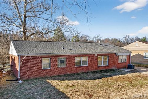 Tiny photo for 10235 Midland Boulevard, Overland, MO 63114 (MLS # 26019252)