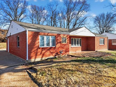 Tiny photo for 10235 Midland Boulevard, Overland, MO 63114 (MLS # 26019252)