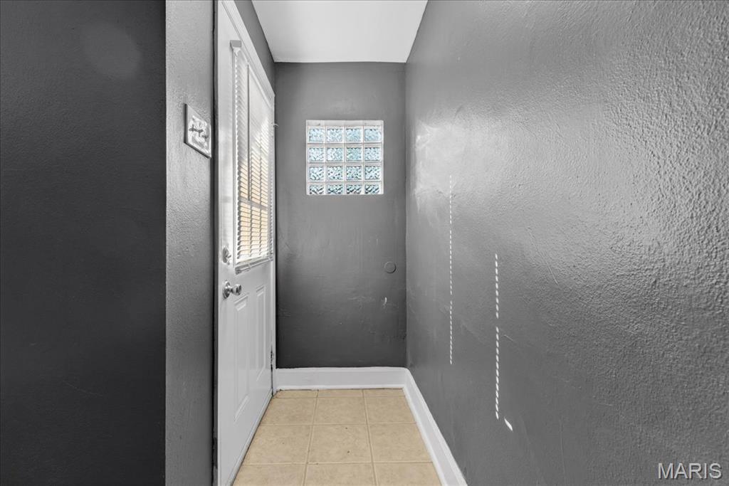 West Burdeau Lane 2 - Residential