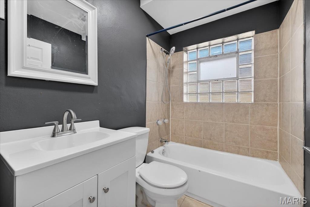 West Burdeau Lane 2 - Residential