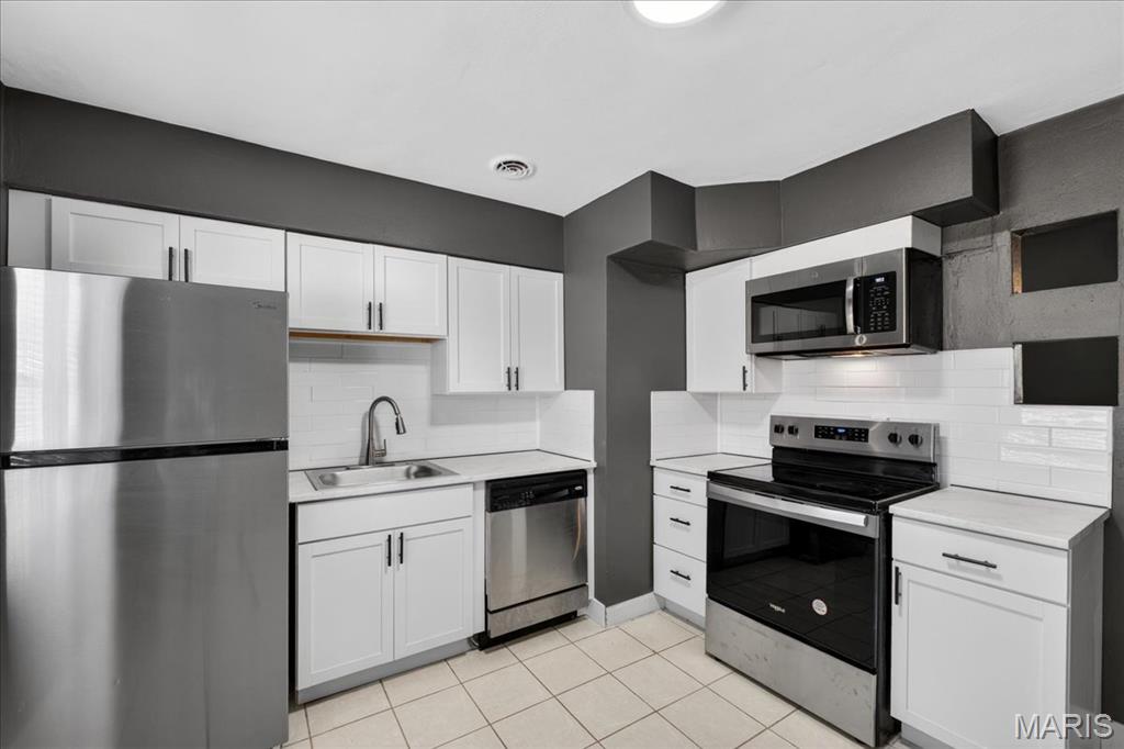 West Burdeau Lane 2 - Residential