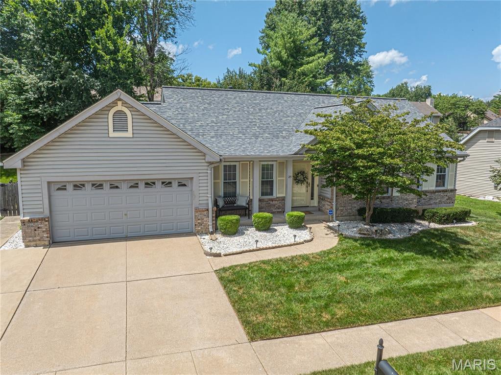 25 Beaujolais Drive