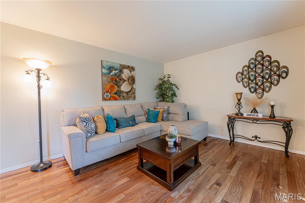 25 Beaujolais Drive