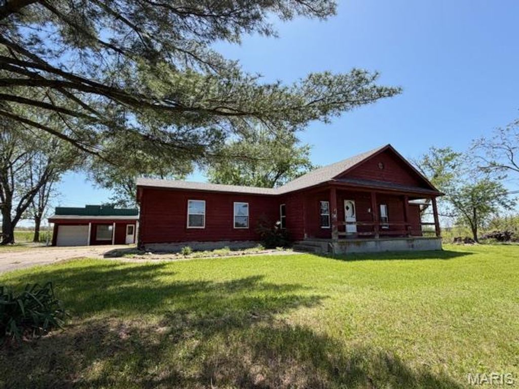 Photo of 328 Booneslick Road, New Florence, MO 63363 (MLS # 26023906)