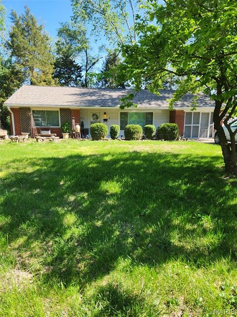 Photo of 9 Hazelwood Court, Hazelwood, MO 63042 (MLS # 26024190)
