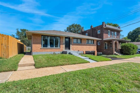 Tiny photo for 3710 McCausland Avenue, St Louis, MO 63109 (MLS # 26057754)
