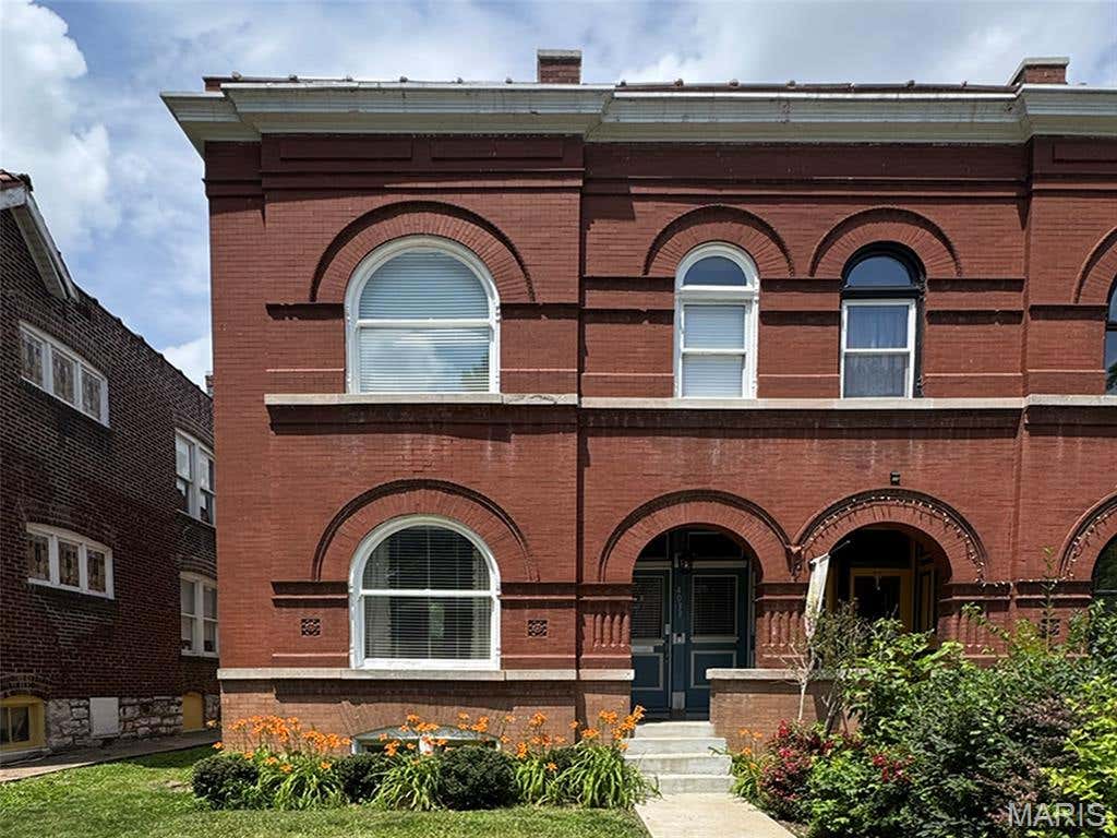 Photo of 4033 Cleveland Avenue, St Louis, MO 63110 (MLS # 26037573)
